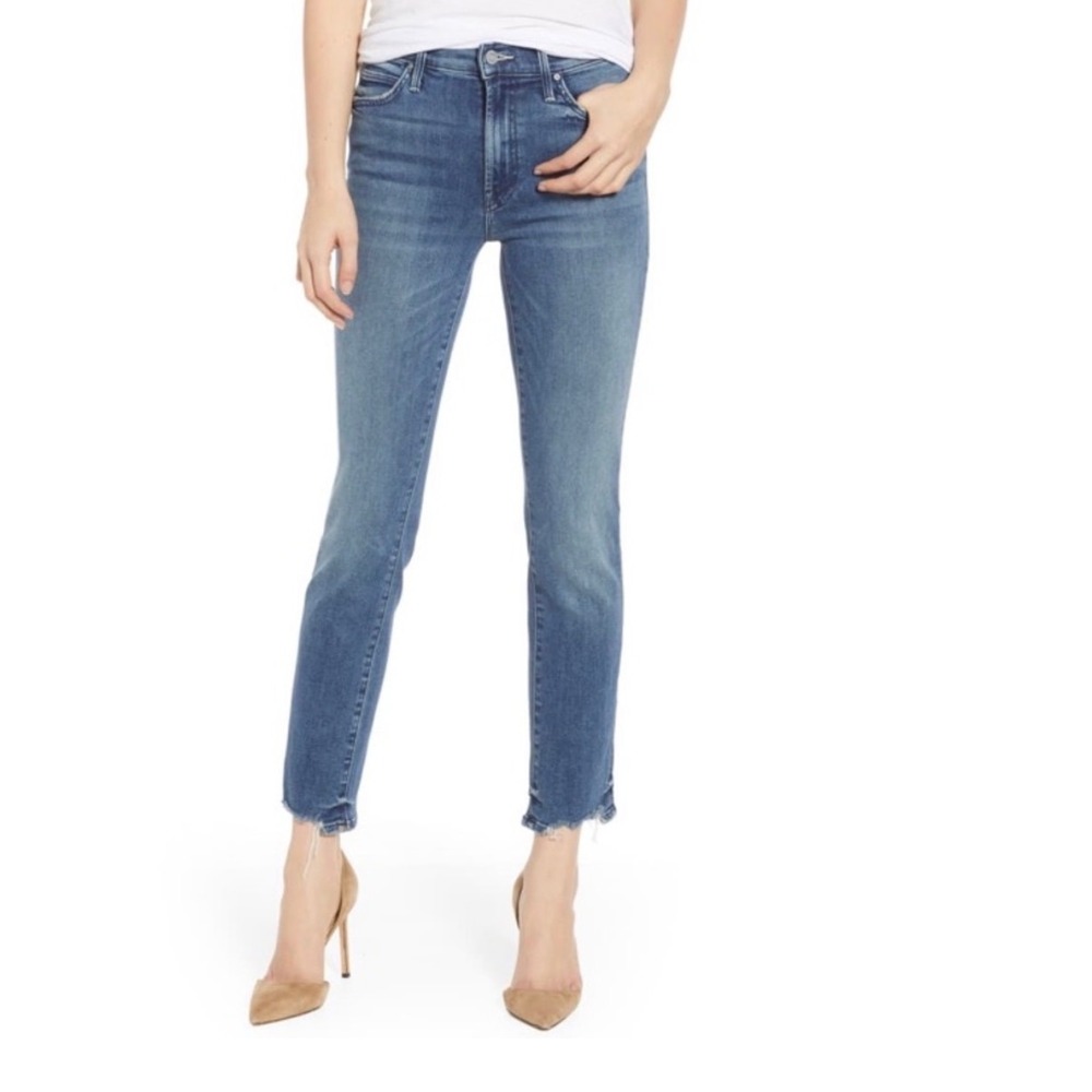Mother The Rascal Ankle Chew Jeans Size 24 Medium Blue Raw Hem